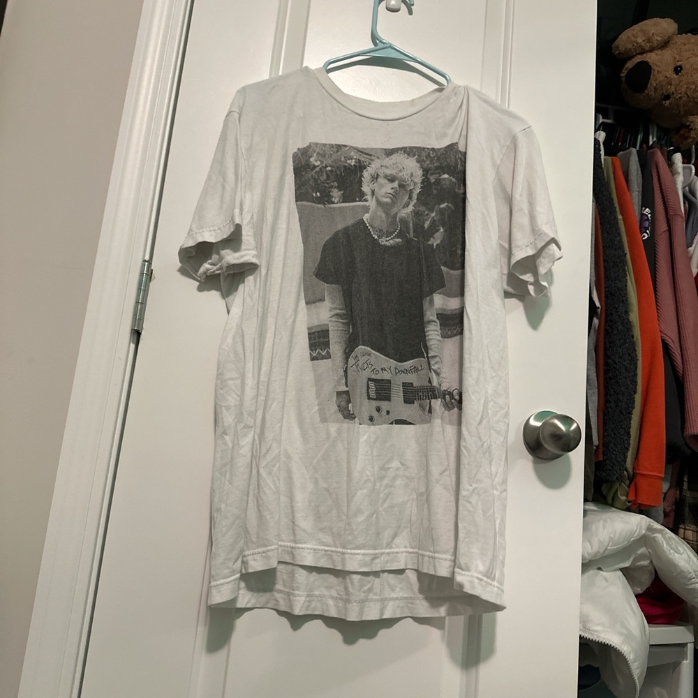 Graphic White T-Shirt